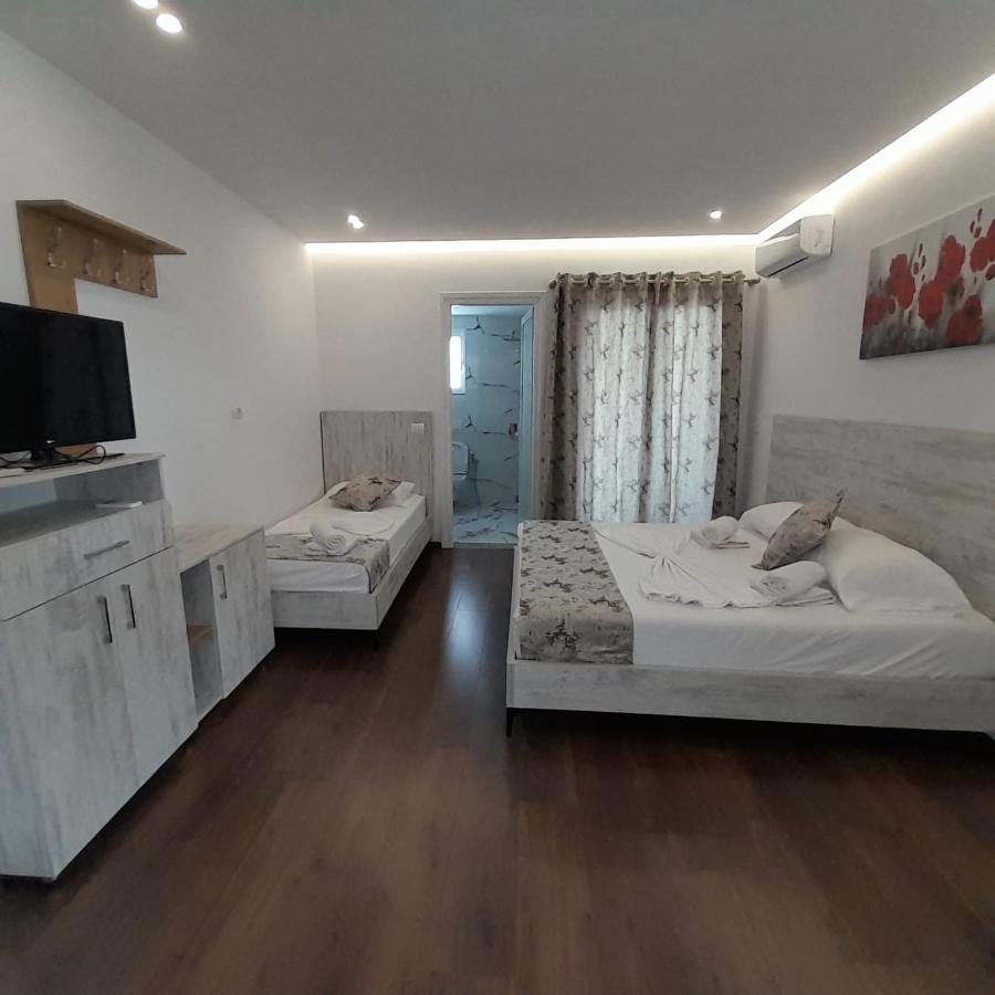 Vila Irdi Ksamil Exterior foto
